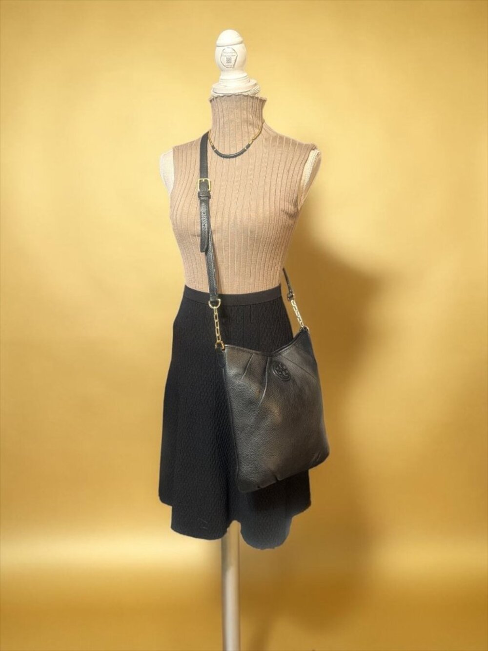 Tory Burch Kolbe Swingpack 51149783 Black Pebbled Leather Brass Crossbody Bag - Picture 3 of 10